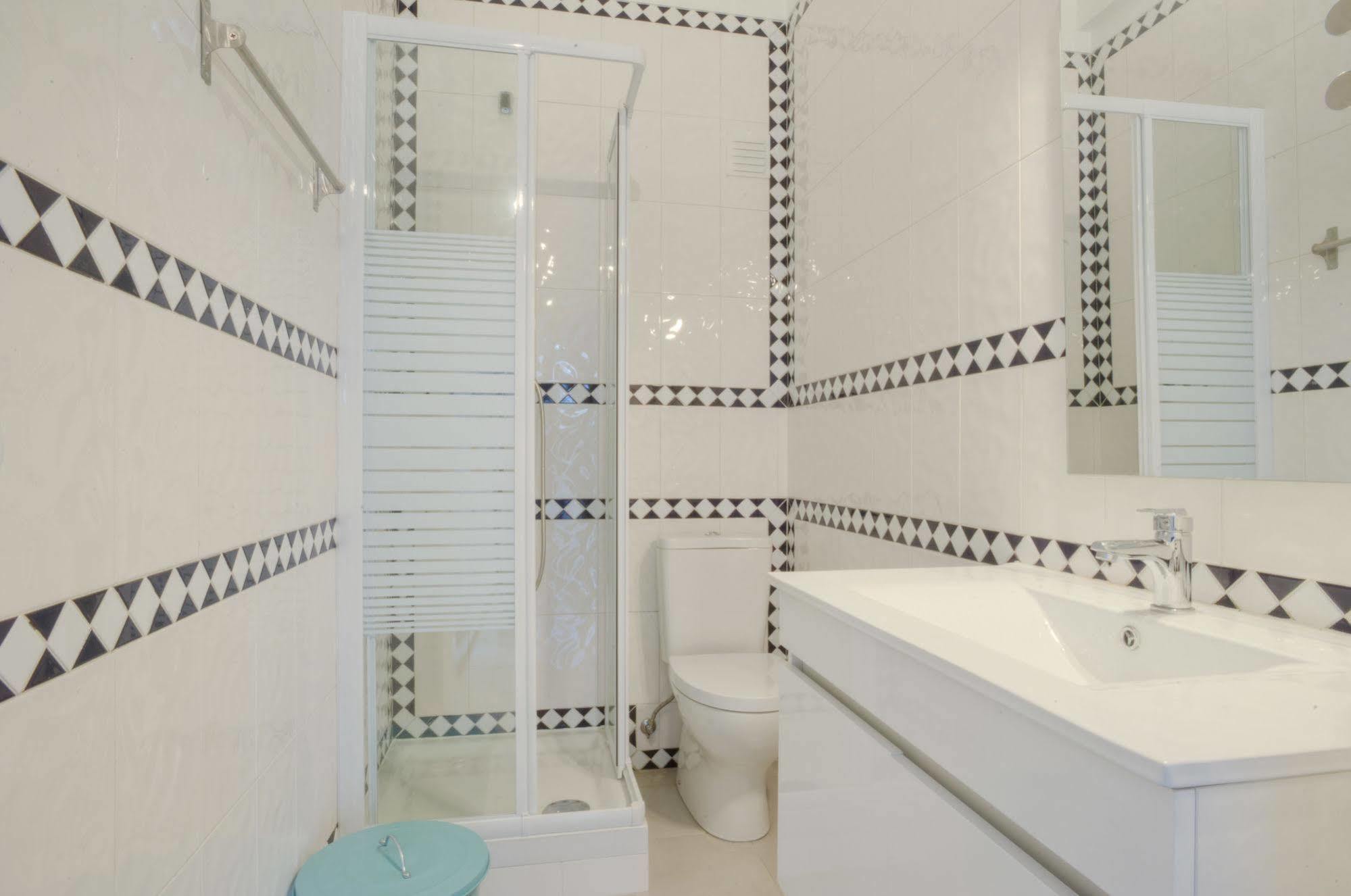 Blue Boutique Hostel & Suites Estoril Extérieur photo